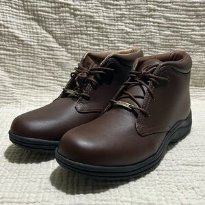 Brand New Women’s Size 8 P.W. Minor Slip resistant “Tribeca” boots color Black